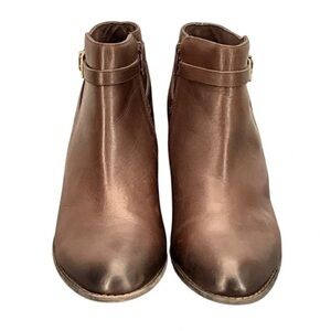 Vionic Chestnut Leather Heeled Boots